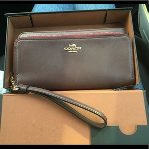 BRAND NEW COACH PURSE WALLET